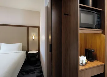 Fairfield By Marriott Inn & Suites Albuquerque Uptown hotel thumbnail 5