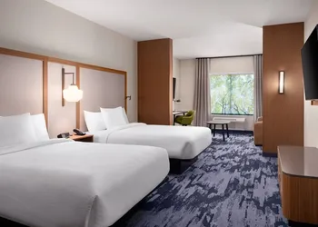 Fairfield By Marriott Inn & Suites Waycross hotel thumbnail 7