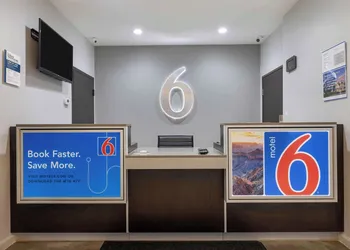 Studio 6 Suites Texas City, Tx – I-45 South hotel thumbnail 3