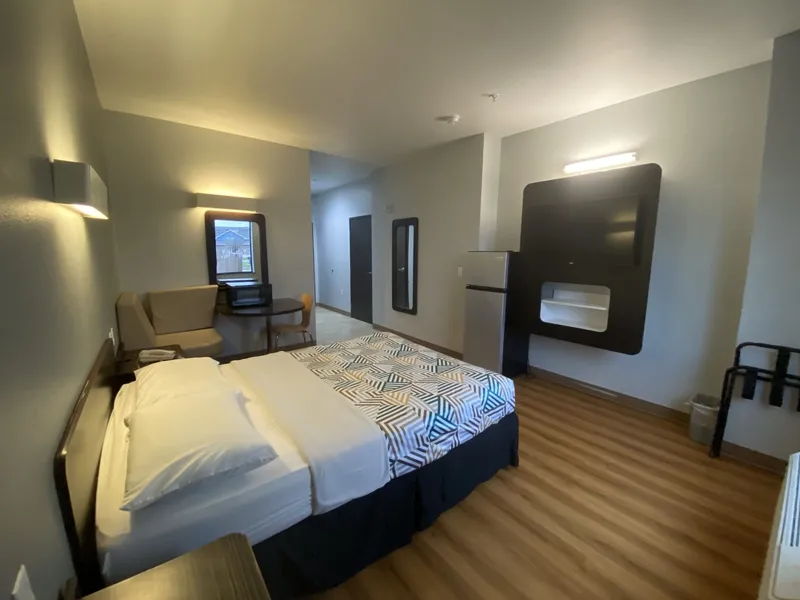 Studio 6 Suites Texas City, Tx – I-45 South hotel detail image 6