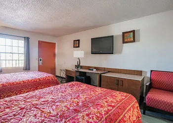 Southern Inn By OYO Walterboro I-95 hotel thumbnail 5