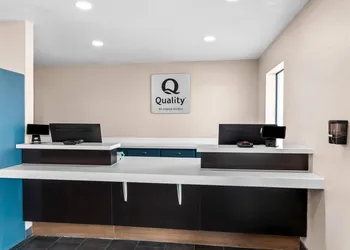Quality Inn & Suites Port Lavaca near Lighthouse Beach hotel thumbnail 5