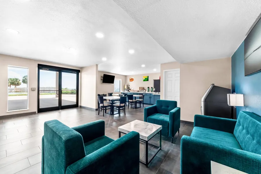 Quality Inn & Suites Port Lavaca near Lighthouse Beach hotel detail image 2
