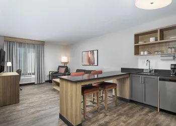 Candlewood Suites Chattanooga – Hamilton Place by IHG hotel thumbnail 3