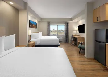 Baymont By Wyndham West Edmonton hotel thumbnail 8