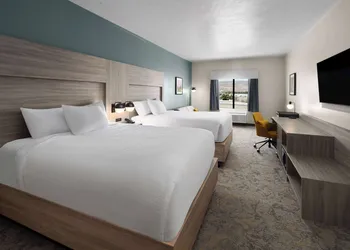 Wingate by Wyndham Kingman hotel thumbnail 6