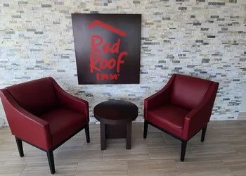 Red Roof Inn Byron hotel thumbnail 2