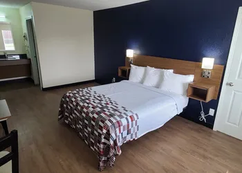 Red Roof Inn Byron hotel thumbnail 6