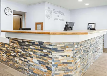 SureStay Plus by Best Western Beaumont hotel thumbnail 4