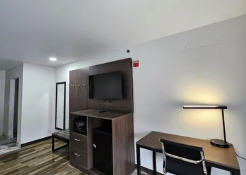 Quality Inn & Suites Columbia Harbison hotel thumbnail 3