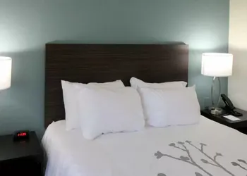 Sleep Inn Marion - Cedar Rapids hotel thumbnail 4