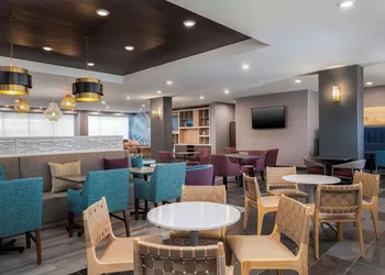 Home2 Suites BY Hilton Phoenix Midtown hotel thumbnail 2
