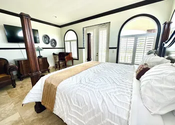 Bliss By The Sea hotel thumbnail 4