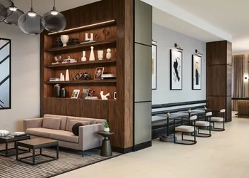 AC Hotel by Marriott Kansas City Downtown hotel thumbnail 2