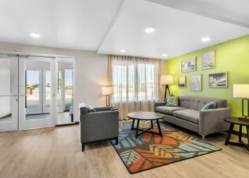 Woodspring Suites Palmdale - Lancaster hotel thumbnail 3