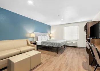 Woodspring Suites Palmdale - Lancaster hotel thumbnail 4