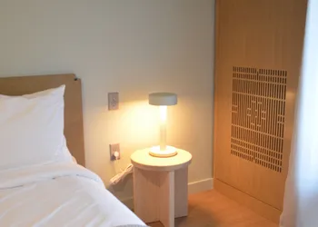 Stonebreaker Hotel hotel thumbnail 6