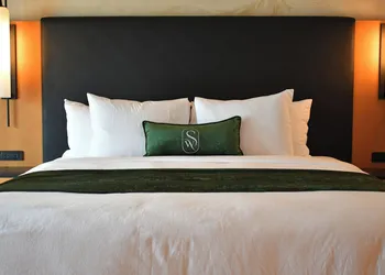 The Swiftwater hotel thumbnail 7