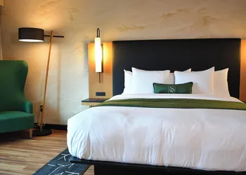 The Swiftwater hotel thumbnail 8