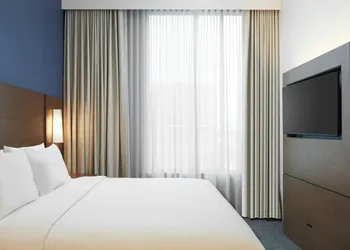 Residence Inn by Marriott Reston hotel thumbnail 7