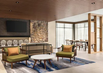 Fairfield by Marriott Inn & Suites Bethlehem PA hotel thumbnail 3
