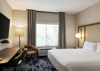 Fairfield by Marriott Inn & Suites Bethlehem PA hotel thumbnail 7