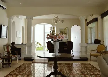 Delfina Boutique Hotel hotel thumbnail 2