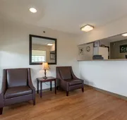 HomeTowne Studios by Red Roof Atlanta - Norcross South hotel detail image 4