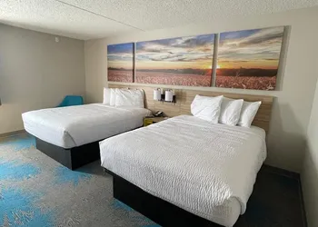 Days Inn by Wyndham Mandan Bismarck Area hotel thumbnail 4