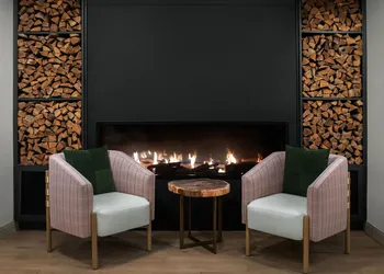 The Inelle, Oakhurst Yosemite, a Tribute Portfolio Hotel hotel thumbnail 2