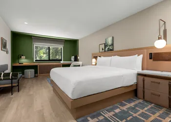 The Inelle, Oakhurst Yosemite, a Tribute Portfolio Hotel hotel thumbnail 6
