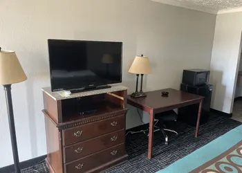 motel one bartlesville hotel thumbnail 5
