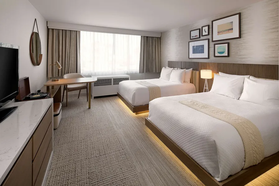 Belamar Hotel Manhattan Beach, Tapestry Collection by Hilton hotel detail image 6
