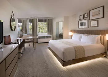 Belamar Hotel Manhattan Beach, Tapestry Collection by Hilton hotel thumbnail 8