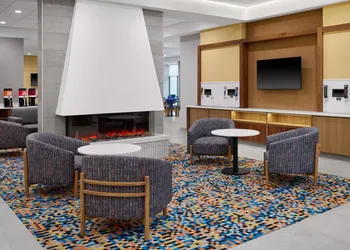 Hampton Inn by Hilton Lincoln Downtown hotel thumbnail 2