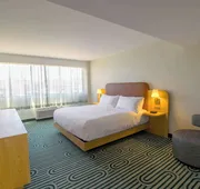 DoubleTree by Hilton Clarksville Riverview hotel detail image 3