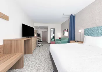 Home2 Suites Dallas I-30 Cockrell Hill hotel thumbnail 6