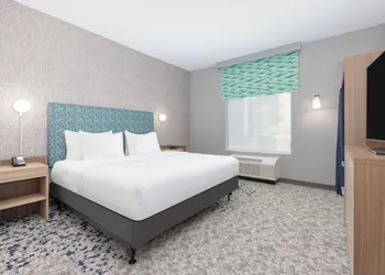 Home2 Suites Dallas I-30 Cockrell Hill hotel thumbnail 7