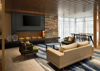 Fairfield by Marriott Inn & Suites Traverse City hotel thumbnail 4