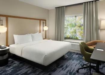 Fairfield by Marriott Inn & Suites Traverse City hotel thumbnail 8