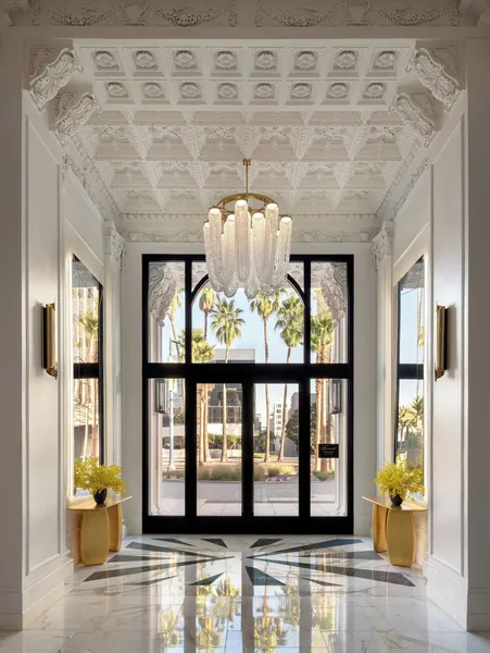 Fairmont Breakers Long Beach hotel detail image 2