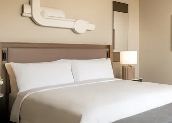 Fairmont Breakers Long Beach hotel thumbnail 4