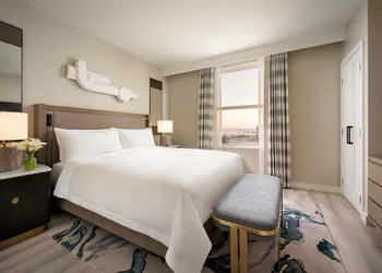 Fairmont Breakers Long Beach hotel thumbnail 8