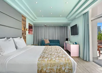 Abitta Condado by IHG hotel thumbnail 3