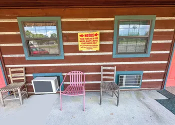Weiss Lake Motel By OYO Cedar Bluff hotel thumbnail 3