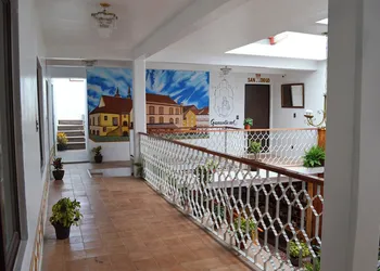 Capital O Casa Rotter hotel thumbnail 4