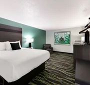 Baymont by Wyndham Liberty MO hotel detail image 4