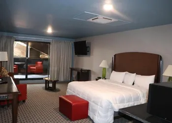Historic Cow Palace Inn hotel thumbnail 3