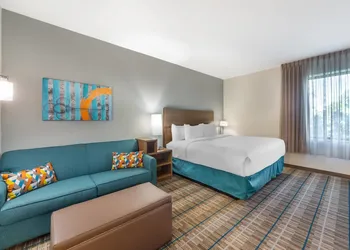 MainStay Suites Fort Myers East I-75 hotel thumbnail 5