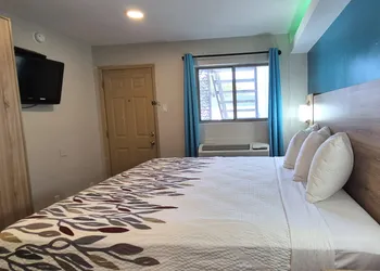 Exclusivo Inn by OYO Grand Prairie, TX hotel thumbnail 6